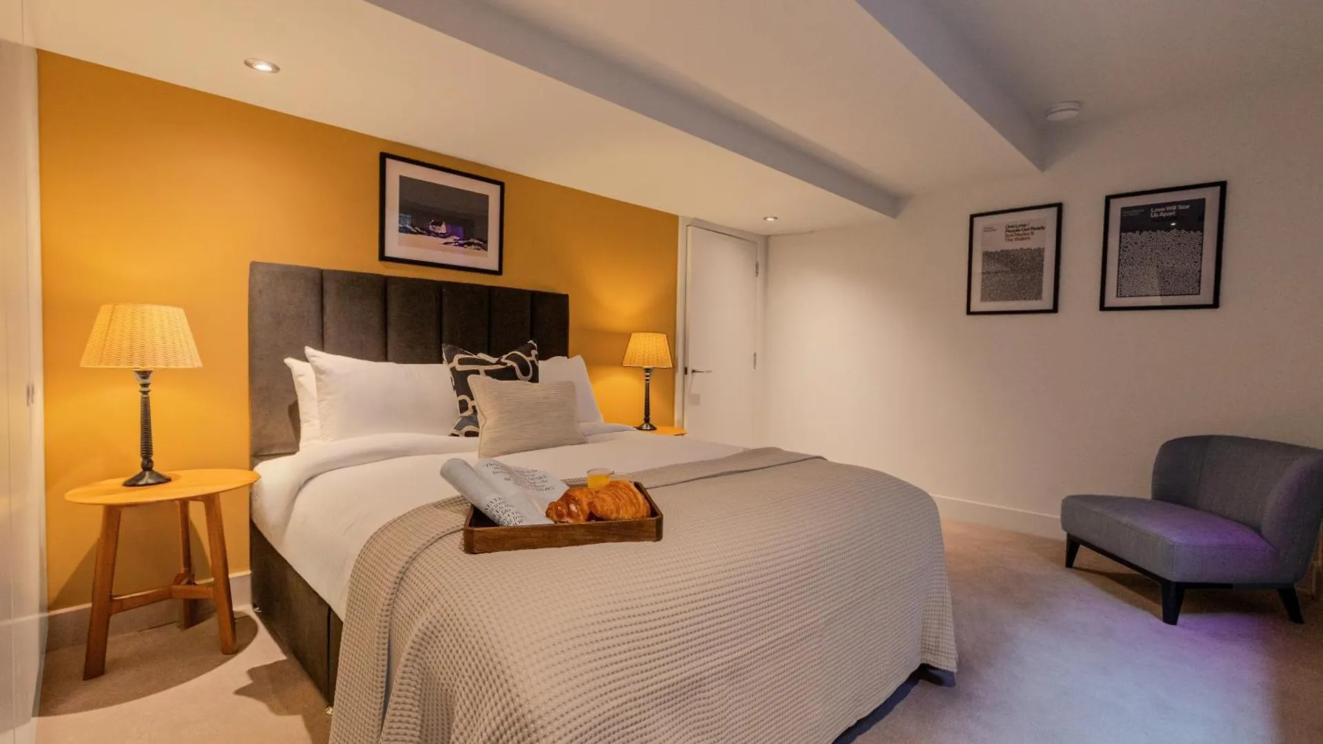 Stunning Serviced Apartments, Steps From Monument Station 伦敦