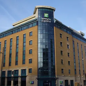 3* מלון Express Stratford By Ihg