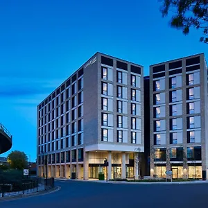 4* Hotel Courtyard By Marriott Airport