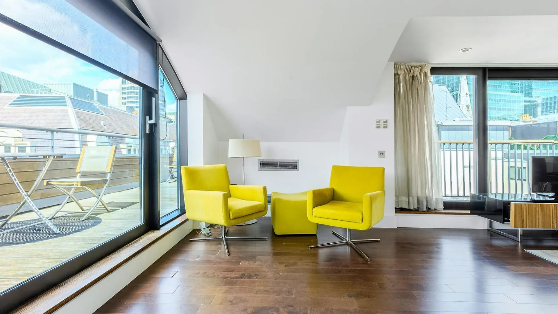 Stunning Serviced Apartments, Steps From Monument Station London United Kingdom