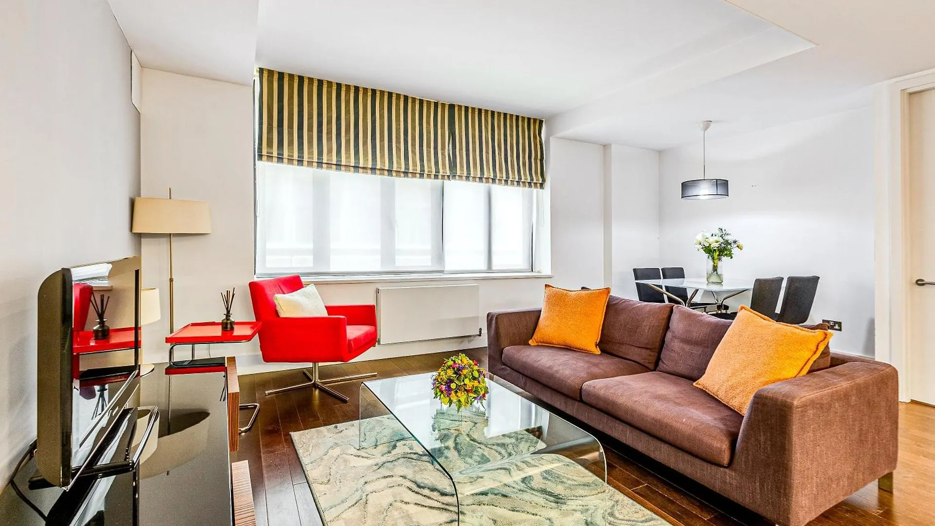 Stunning Serviced Apartments, Steps From Monument Station London United Kingdom