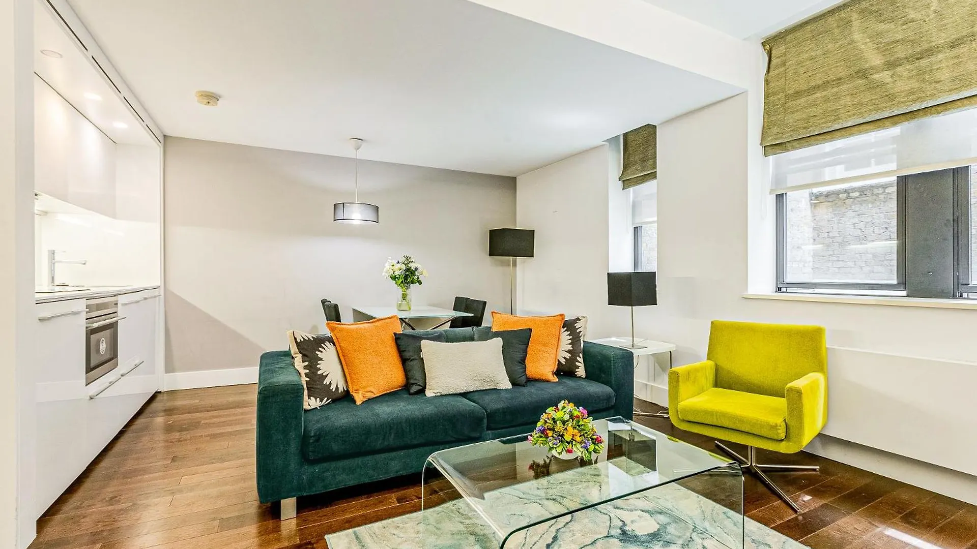 Apartment Stunning Serviced Apartments, Steps From Monument Station London United Kingdom