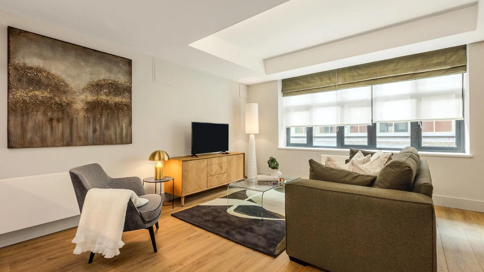 Stunning Serviced Apartments, Steps From Monument Station London 0*,  United Kingdom